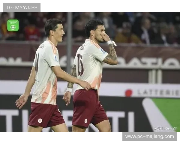 球迷投掷物品遭罚，帕尔马与莱切被处以罚款