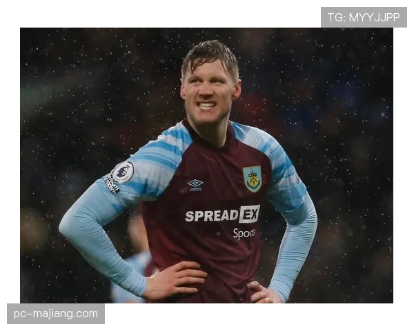 伯恩利提前六轮降级，戴奇承认球队“未能适应英超强度”